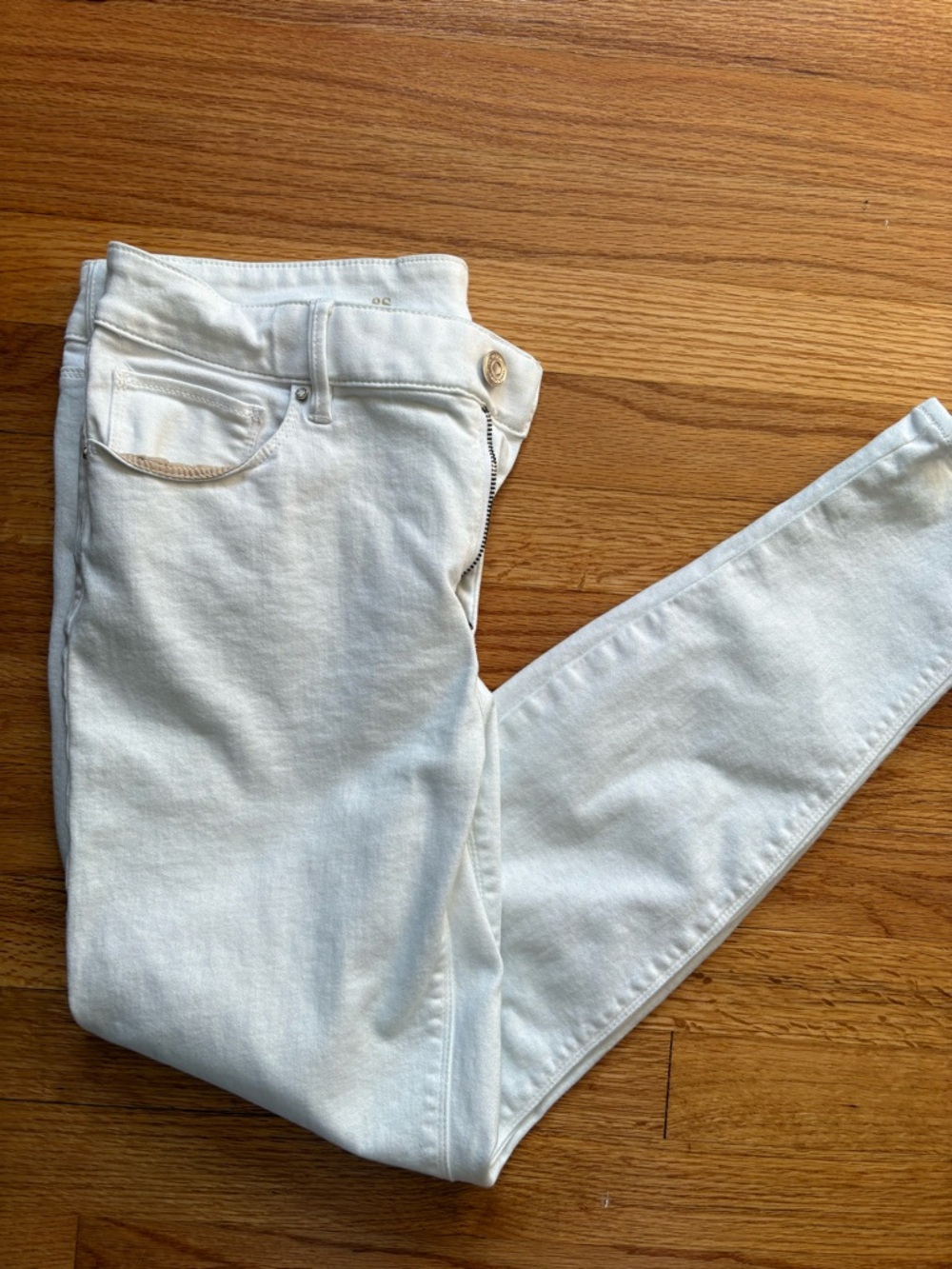 White Women's Slim Stretch Jeans